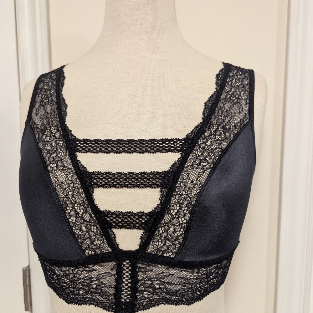 Victoria's Secret Black Lace Bra with Strappy Details